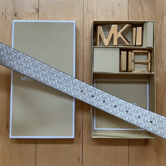 NWT/NIB Michael Kors The Perfect Fit Belt Box Set - Picture 3 of 6